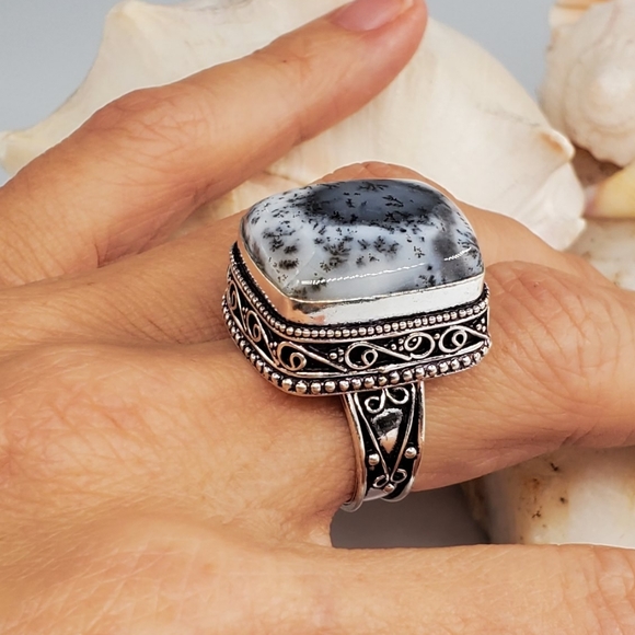 Large Natural Dolomite Stone Silver Ring - Picture 5 of 7